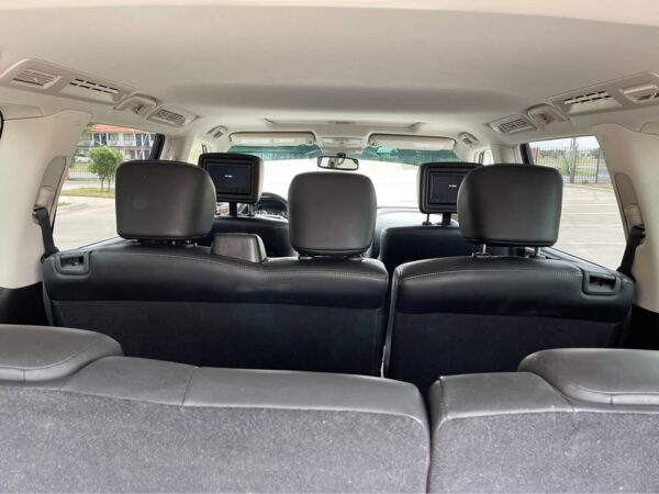 2017 Infiniti QX80  - Image 11