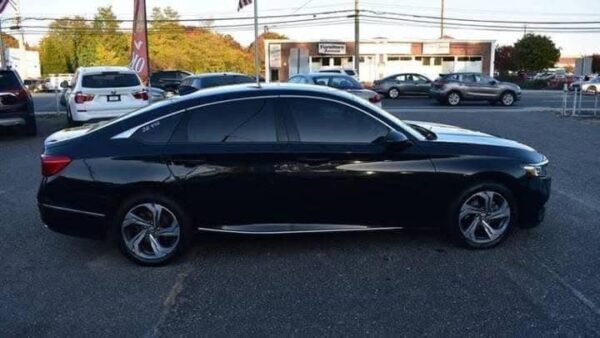 2018 Honda Accord EX 1.5T CVT - Image 2