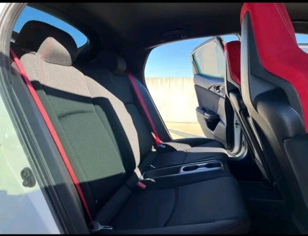 2018 Honda Civic Type R - Image 8
