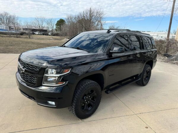 2018 Chevy Tahoe LT Z71 4x4 - Image 4