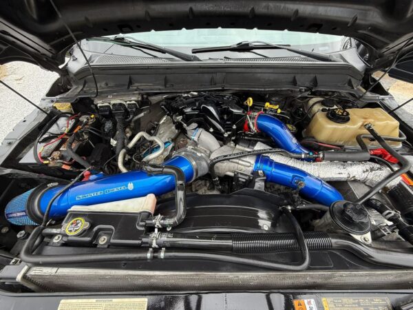 2015 Ford F350 crew cab long bed 4x4 dually - Image 7