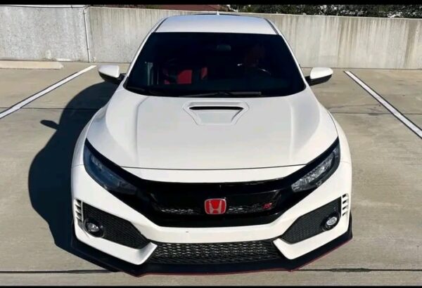 2018 Honda Civic Type R - Image 2