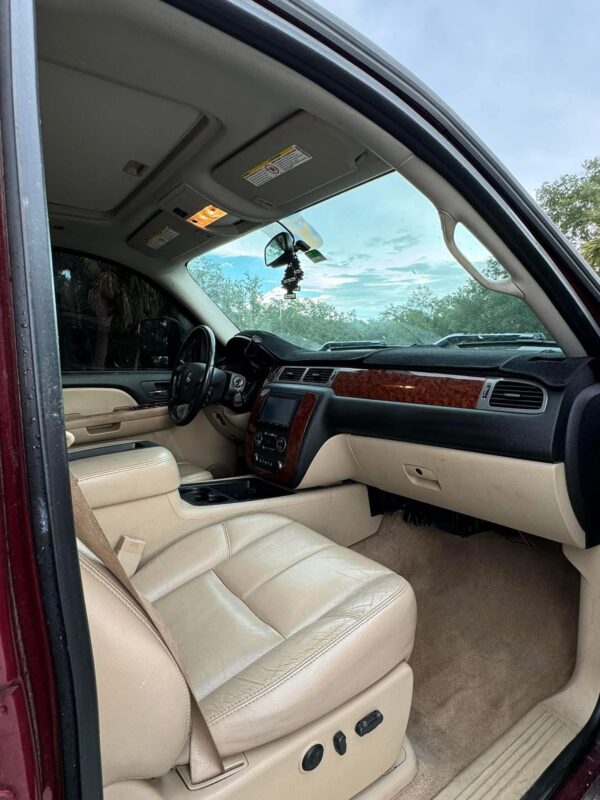 2008 Chevy Silverado 2500 4x4 crew cab - Image 11