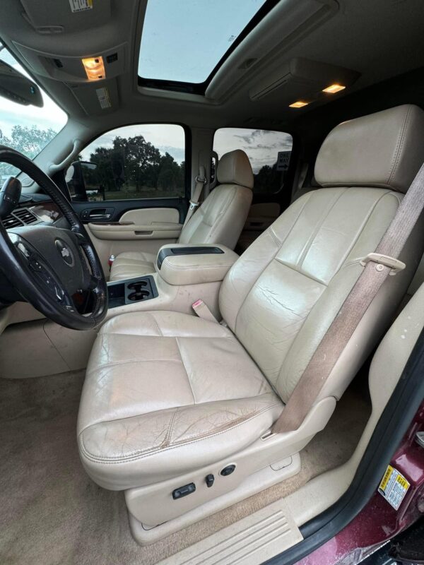 2008 Chevy Silverado 2500 4x4 crew cab - Image 13