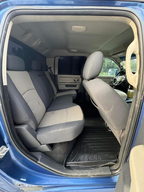 2010 dodge ram 3500 4x4 crew cab short - Image 15