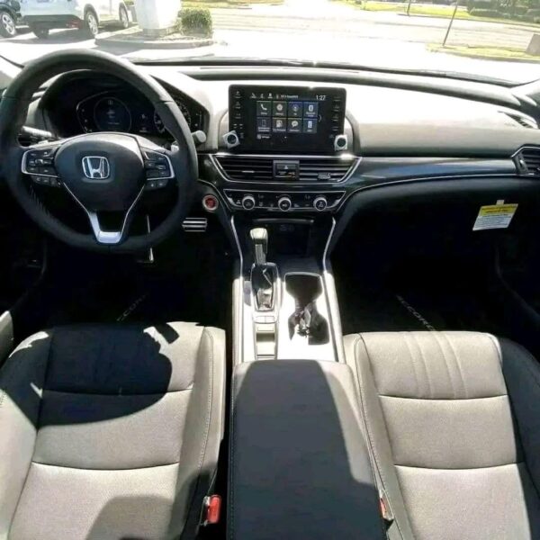 2020 Honda Accord - Image 7