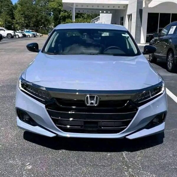 2020 Honda Accord - Image 2