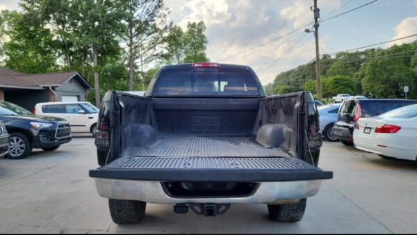 2010 TOYOTA TUNDRA SR5 4X4 - Image 9