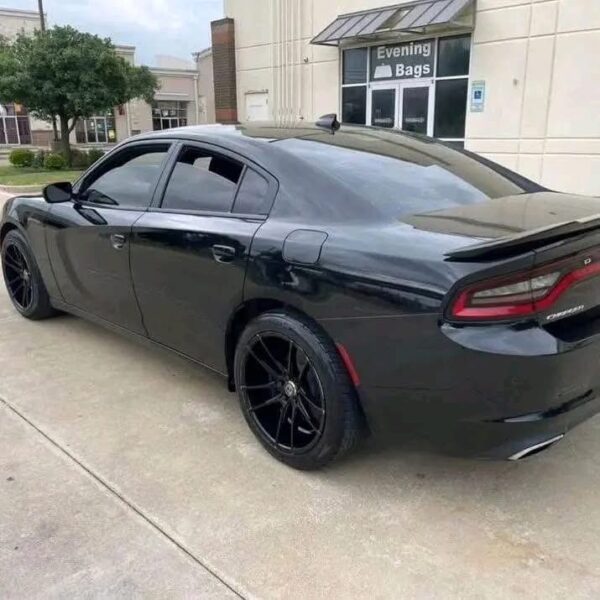 2015 Dodge charger - Image 8