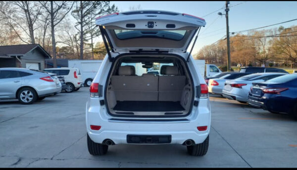 2017 JEEP GRAND CHEROKEE OVERLAND 4WD - Image 4