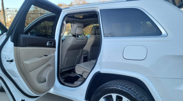 2017 JEEP GRAND CHEROKEE OVERLAND 4WD - Image 2