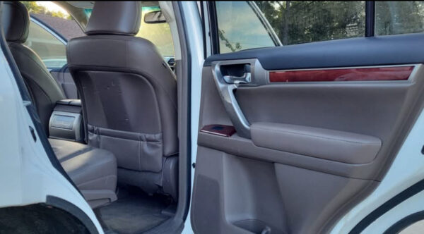 LEXUS 2013 GX460 - Image 15