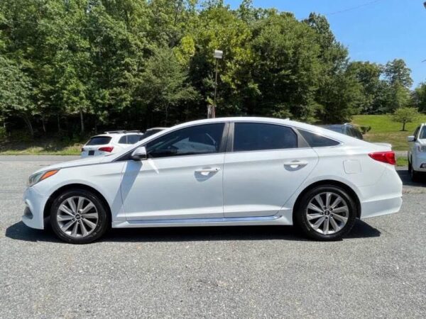 2015 Hyundai Sonata Sport - Image 9