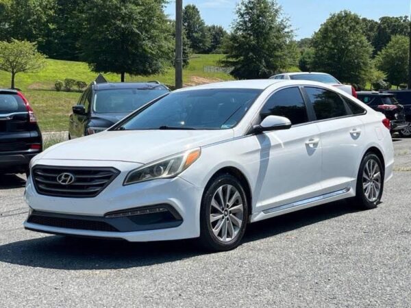 2015 Hyundai Sonata Sport - Image 10