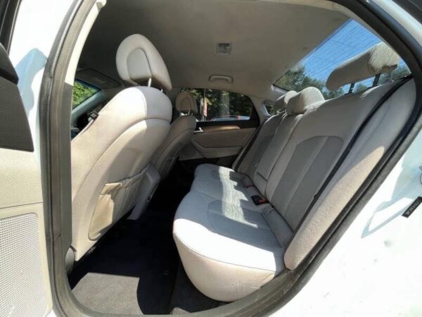 2015 Hyundai Sonata Sport - Image 13
