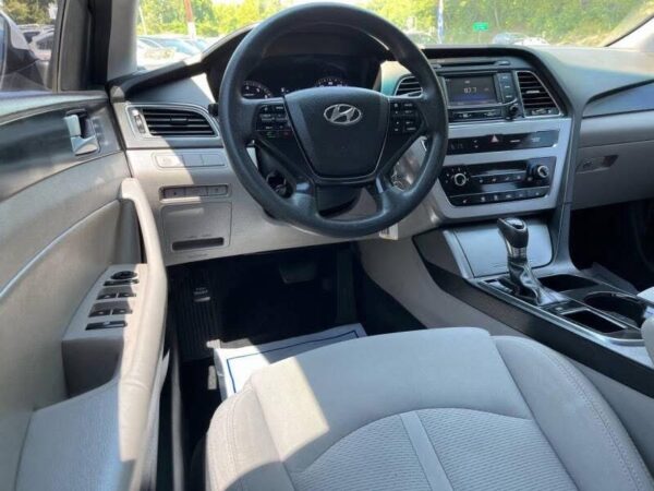 2015 Hyundai Sonata Sport - Image 15