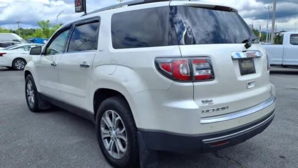 2013 GMC Acadia - Image 4