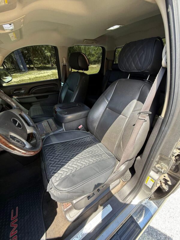 2013 GMC Sierra 2500 crew cab short bed - Image 10