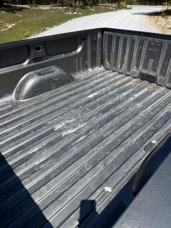 2013 GMC Sierra 2500 crew cab short bed - Image 12