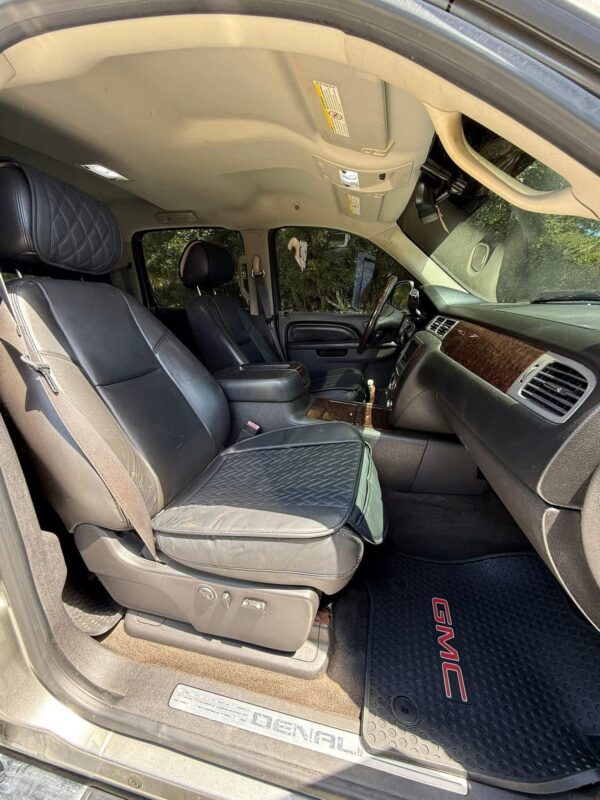 2013 GMC Sierra 2500 crew cab short bed - Image 15