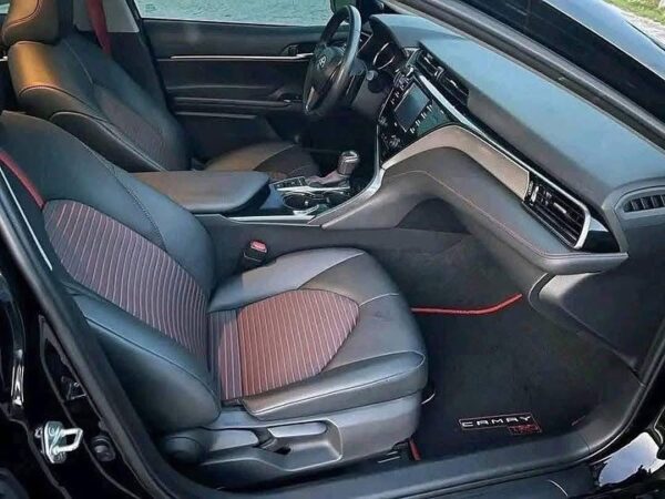 Toyota Camry TRD - Image 5
