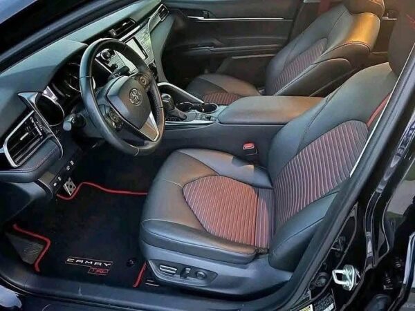 Toyota Camry TRD - Image 4