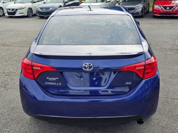 2018 Toyota COROLLA SE CVT - Image 9