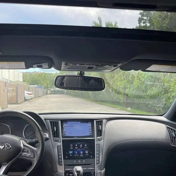 2018 Infiniti Q60 - Image 8