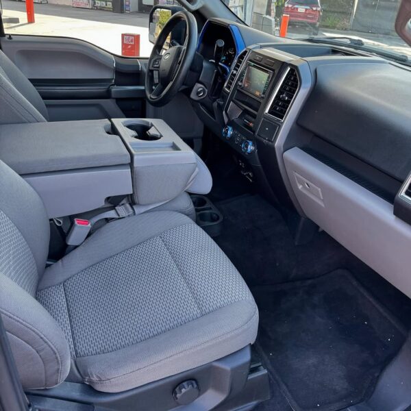 2015 ford f150 xlt 3.5L v6 - Image 8