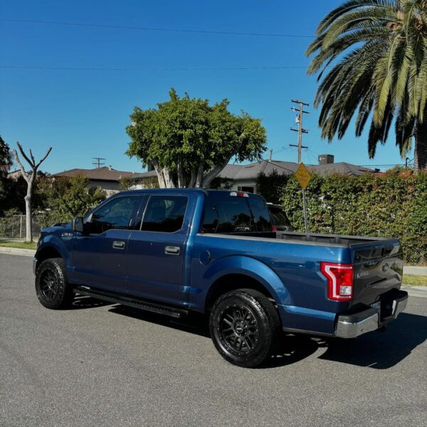 2015 ford f150 xlt 3.5L v6 - Image 5