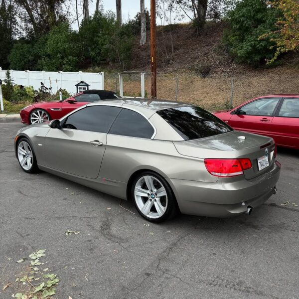 2007 bmw 335 - Image 2