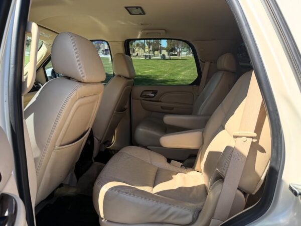 2007 Cadillac Escalade 6.2 - Image 7