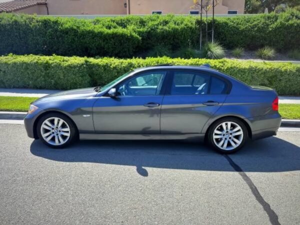 2008 BMW 3281 - Image 3