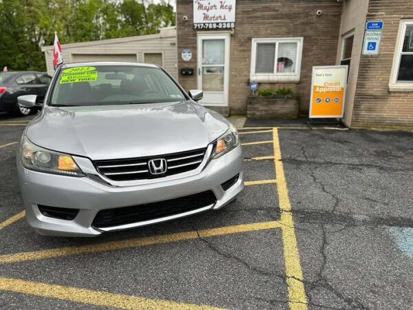 2013 Honda Accord LX - Image 4