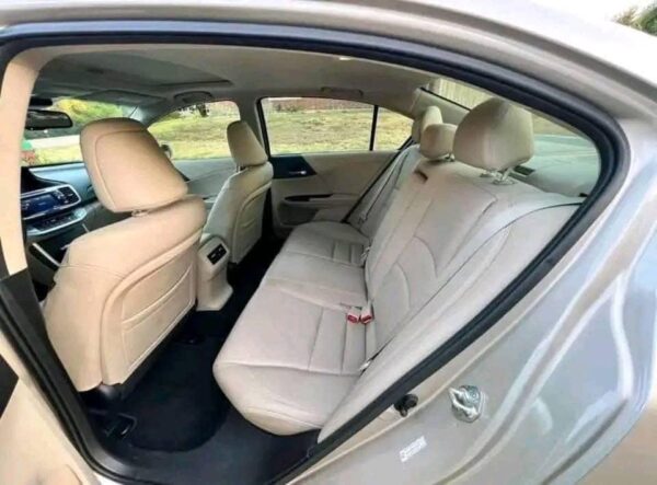 Honda Accord 2013 - Image 8