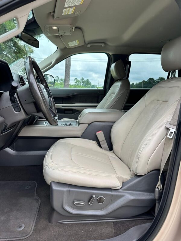 2020 Ford Expedition MAX Limited, 3.5L - Image 8