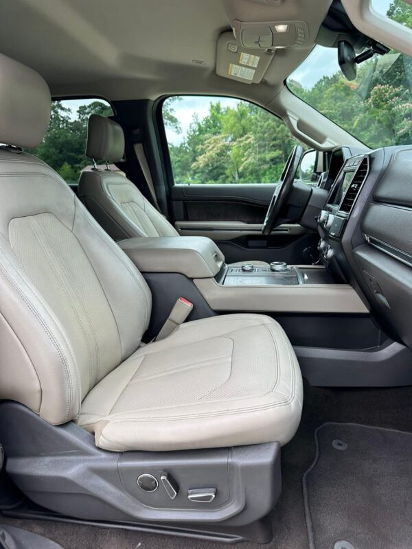2020 Ford Expedition MAX Limited, 3.5L - Image 6