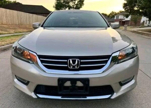 Honda Accord 2013 - Image 3