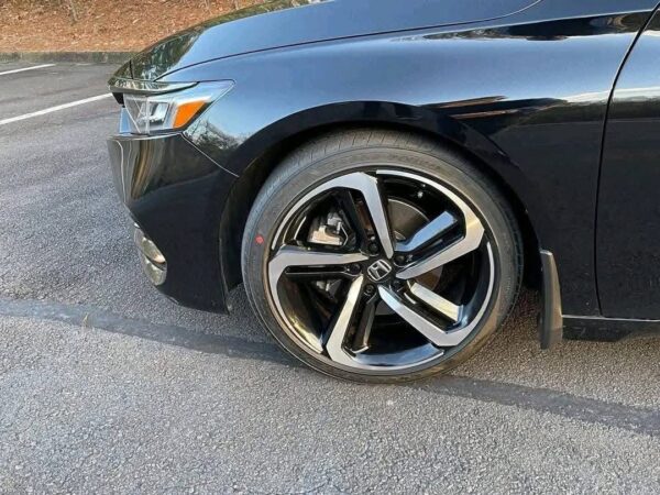2018 Honda Accord 2.0T Sport - Image 7