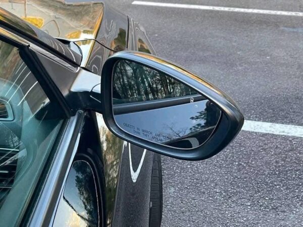 2018 Honda Accord 2.0T Sport - Image 8