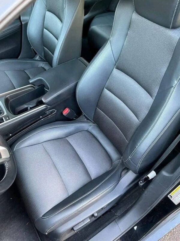 2018 Honda Accord 2.0T Sport - Image 12