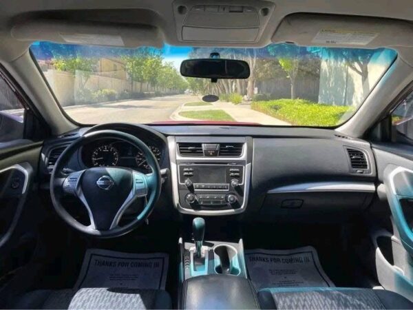2016 Nissan Altima - Image 10