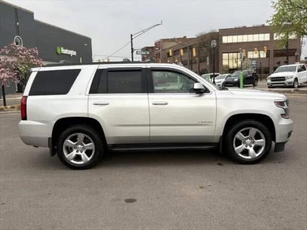 2015 Chevrolet Tahoe LT - Image 8