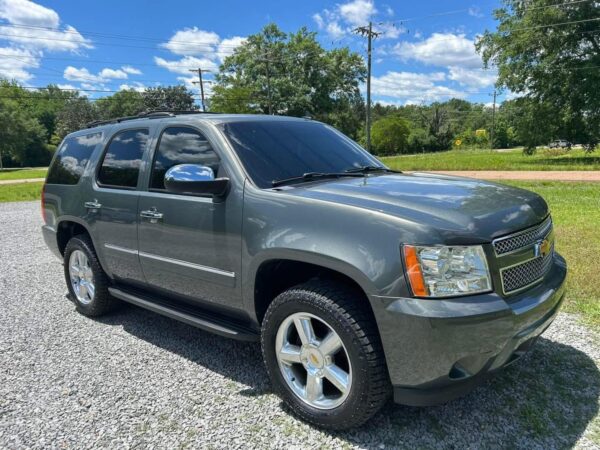 2011 Chevy Tahoe LTZ - Image 4