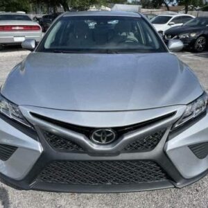2018 Toyota Camry SE 4dr Sedan