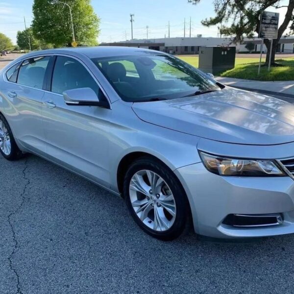 2015 chevy impala - Image 4
