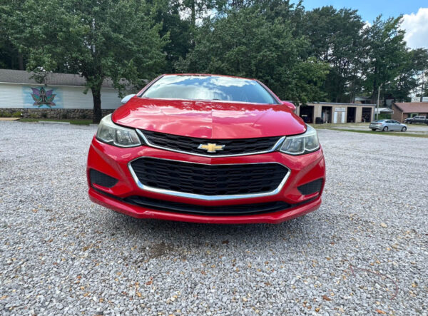 2017 Chevrolet Cruze - Image 3