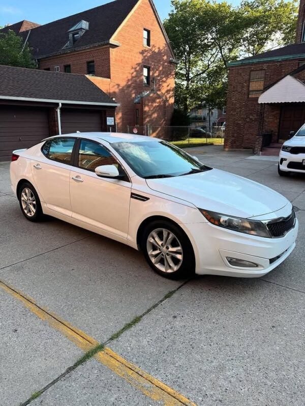2012 KIA OPTIMA - Image 4