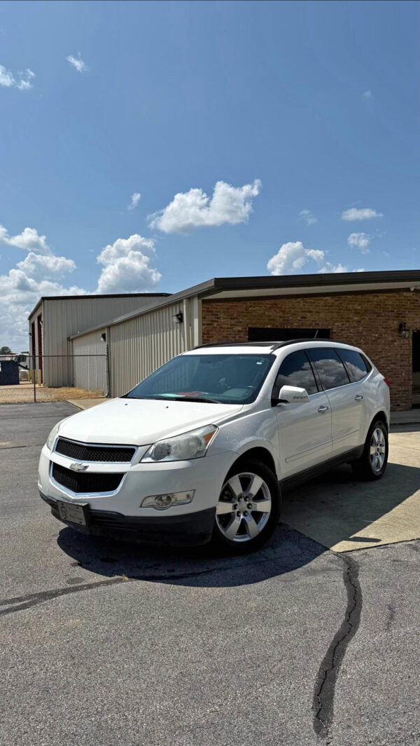 2012 Chevrolet Traverse · LTZ - Image 2