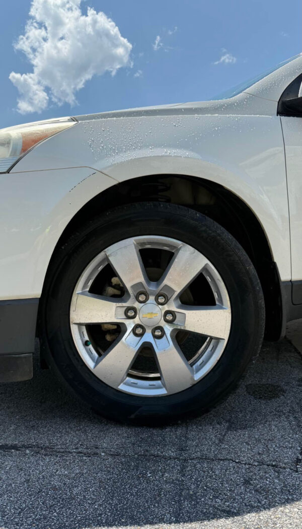 2012 Chevrolet Traverse · LTZ - Image 7